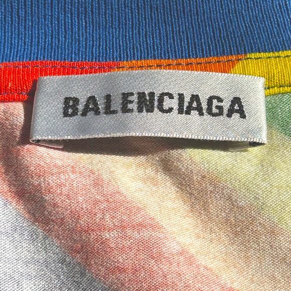 Balenciaga T- Shirt Striped colorful fits M and S - Picture 4 of 8